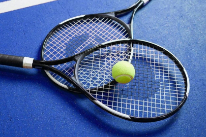 Fethiye’de Sevgililer Günü’ne Özel Çiftler Tenis Turnuvası