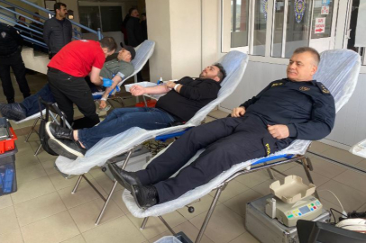 Nazilli'de polisler kan bağışında bulundu