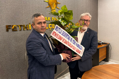 Demirtaş'tan Sarıhan'a Ziyaret