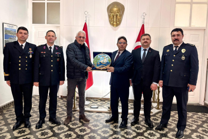 Marmaris Kaymakamı Kaya'dan Çevre Gönüllüsüne Takdir Belgesi