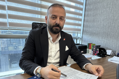 Başörtüsü Nedeniyle Hakarete Uğradığını İddia Eden Akademisyen Tazminat Davası Açtı