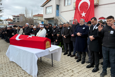 Belediye Başkanı Karabacak'ın Cenazesi Toprağa Verildi