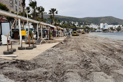 Bodrum'da Sahildeki Tahliye ve Yıkım İşlemleri Devam Ediyor