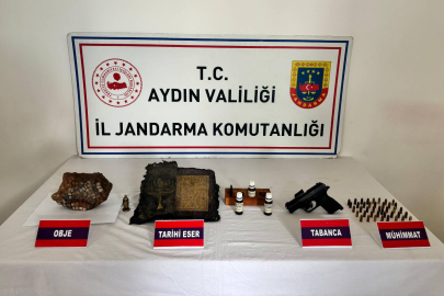 Aydın'da Bizans Dönemine Ait Kitap ve Tarihi Eserler Ele Geçirildi
