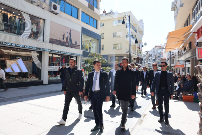 Marmaris Belediye Başkanı Ünlü, Çarşı Yenileme Çalışmalarını İnceledi