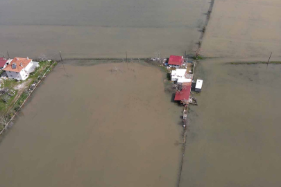 Muğla'da sağanak sonrası su altında kalan tarım arazileri havadan görüntülendi