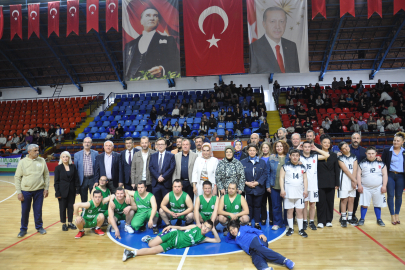 Özel Sporcular Yeşilay Türkiye Basketbol Şampiyonası Başladı