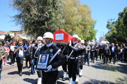 İzmir'de Trafik Kazasında Şehit Olan Polis Serkan Hızlı Manisa'da Son Yolculuğuna Uğurlandı