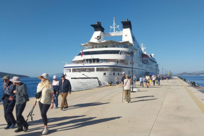 Bodrum'a "Star Legend" Kruvaziyeriyle 274 Turist Geldi