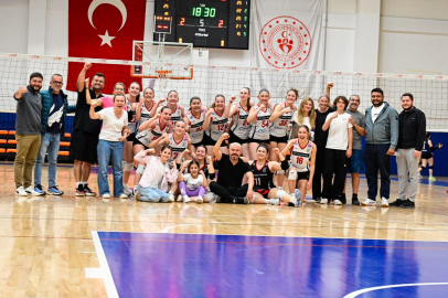 Zirve Voleybol Türkiye Şampiyonası Finallerine Yükseldi