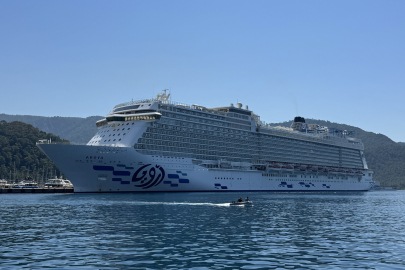 "Aroya" Kruvaziyeri Marmaris'e 2 Bin 667 Turist Getirdi