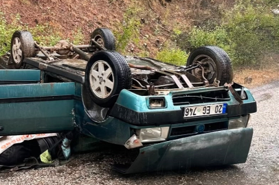 Denizli'de takla atan otomobildeki baba öldü, kızı yaralandı