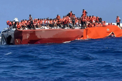 Girne Açıklarında Gemi Faciası: 7 Kişi Hayatını Kaybetti, 23 Kişi Aranıyor