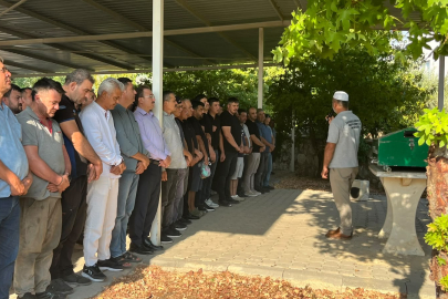 Fethiye’de Hayatını Kaybeden 4 Yaşındaki Serra Son Yolculuğuna Uğurlandı